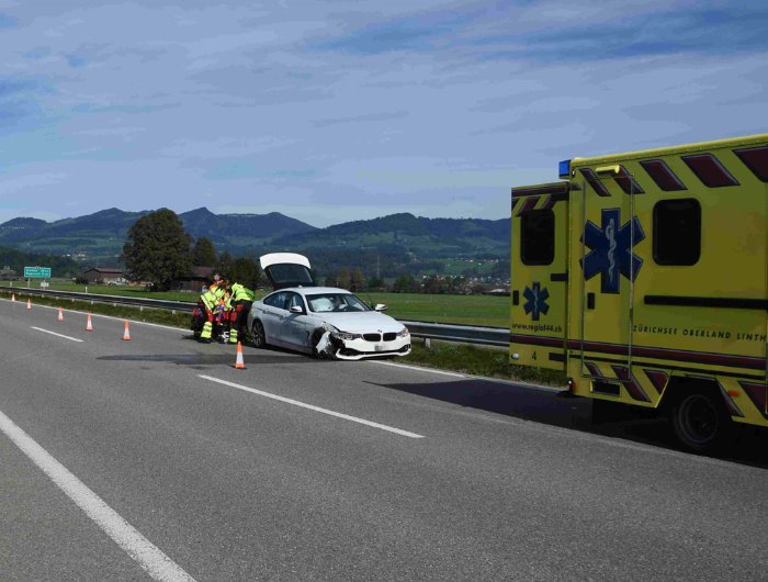 Unfall in Benken SG - Auffahrkollision auf der Autobahn