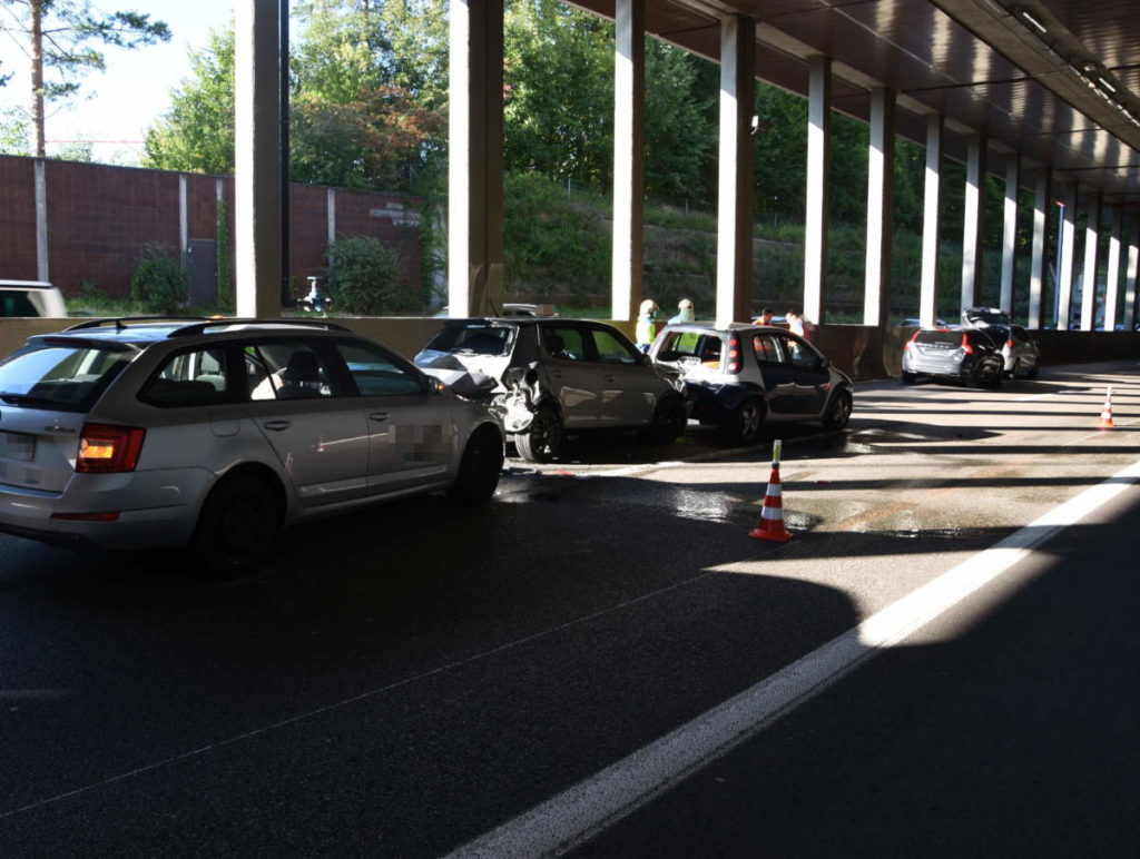 Kanton St.Gallen - Zwei Unfälle mit sieben Verletzten auf der A1