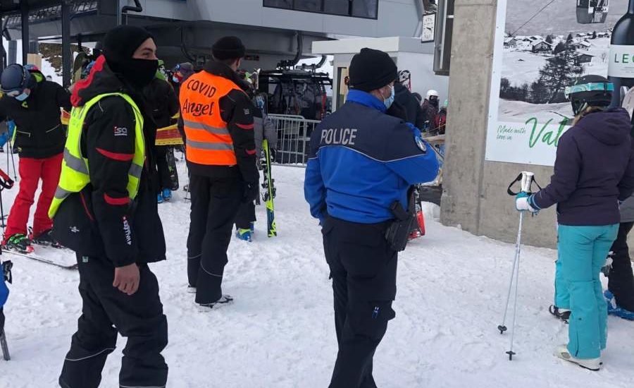 Wallis VS - Starke Polizeipräsenz während der Festtage