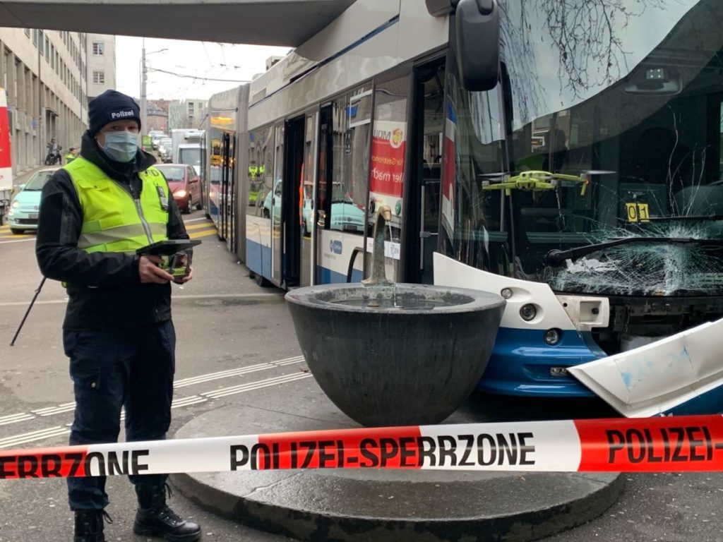 Unfall in Zürich: Mehrere Verletzte am Limmatplatz