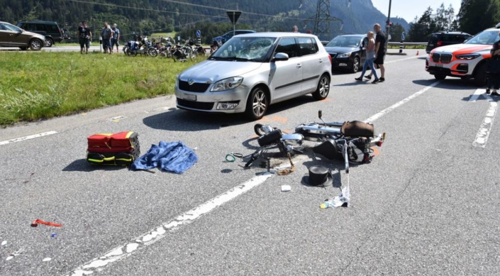 Sils I D Mofa Fahrer Bei Heftigem Unfall Schwer Verletzt Polizei Schweiz Ch