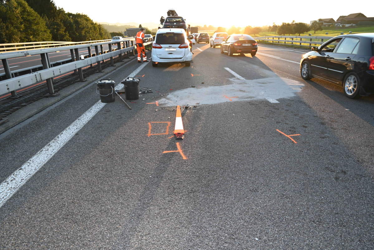 Gossau Unfall Auf Der Autobahn A1 Polizei Schweiz Ch