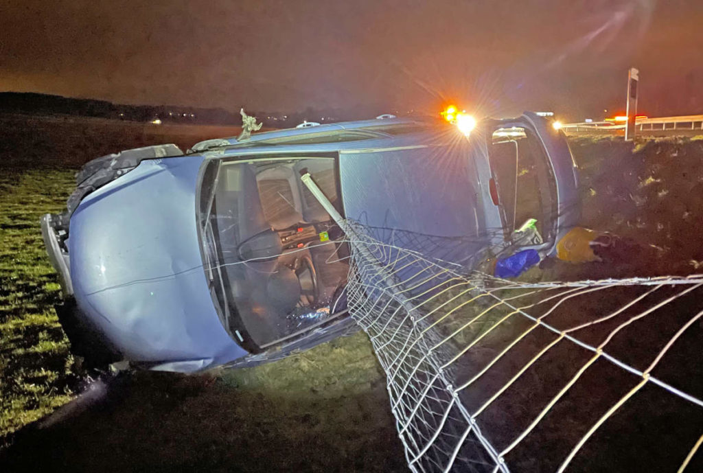 Heftiger Unfall A1 Wängi TG - Mutter und Kind nach Überschlag im Spital