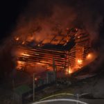 Rongellen, Furna GR: Stall und Wohnhaus in Brand geraten