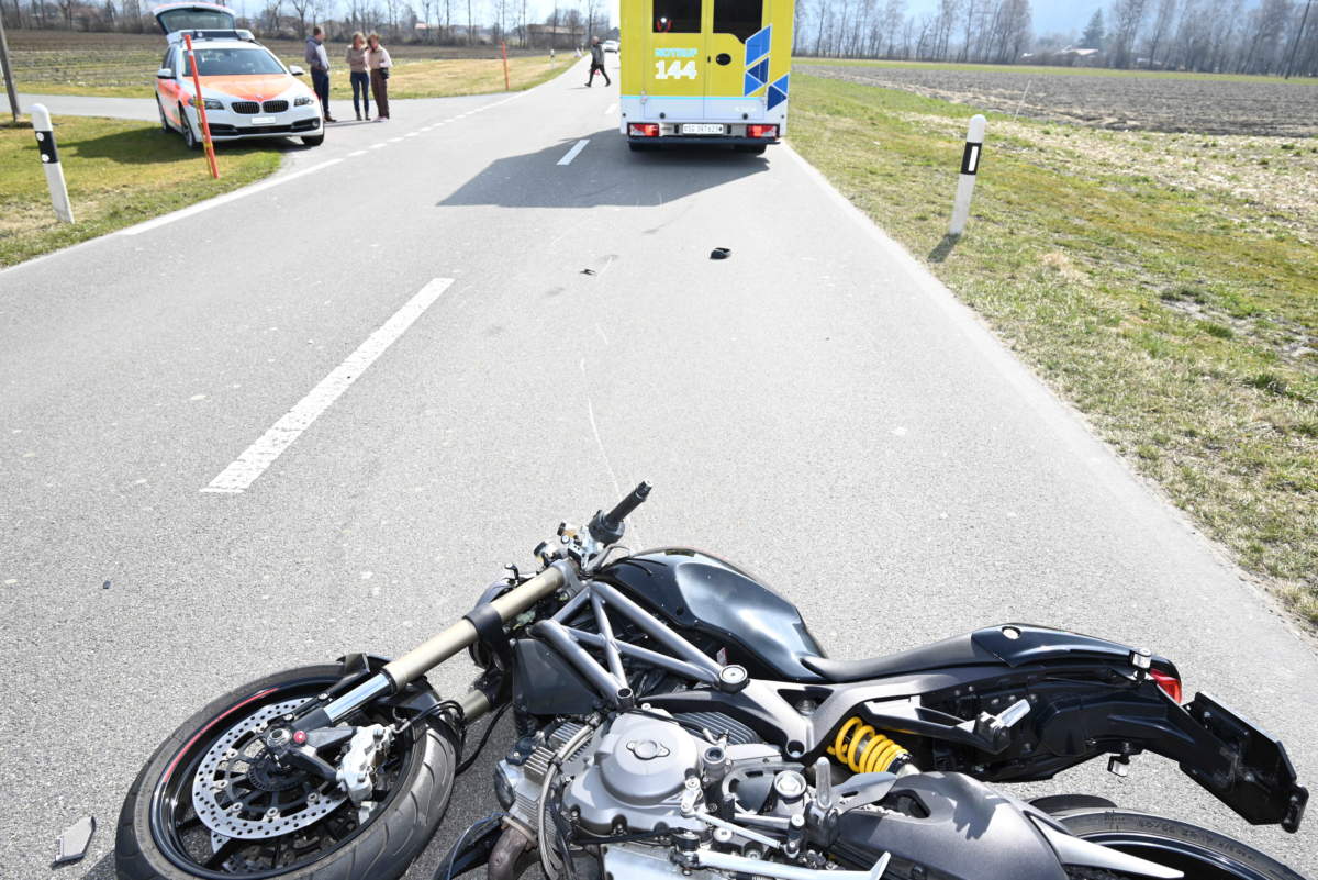 Mels SG: Motorradlenker Nach Unfall Im Spital