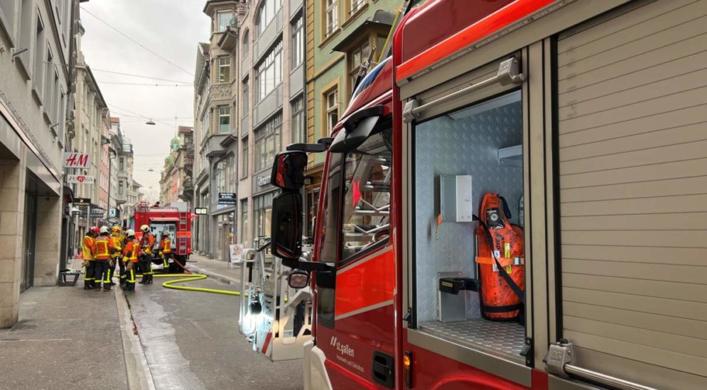 Sechs Verletzte bei Röstereibrand in St.Gallen