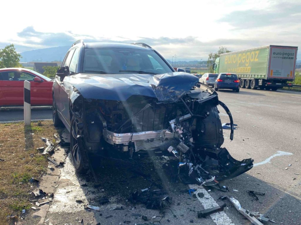 Verkehrsbehinderungen und Blechschaden bei Unfall in Egerkingen SO