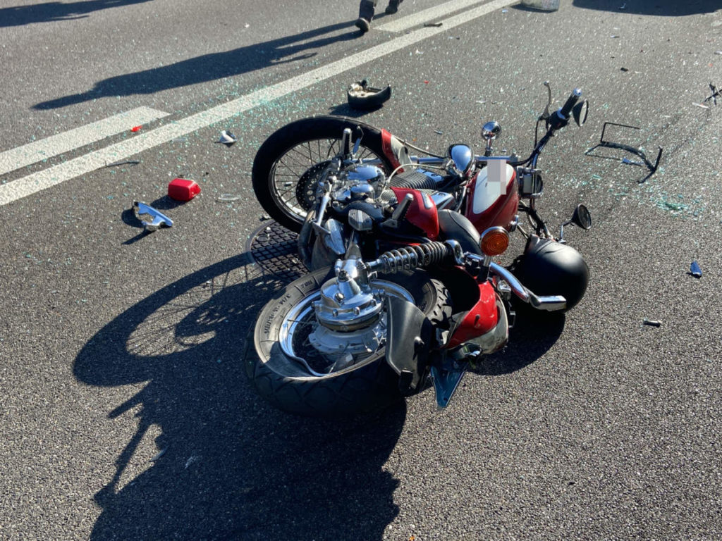 A1, Baden AG: Bei Unfall ins Stauende geprallt - ein Schwerverletzter