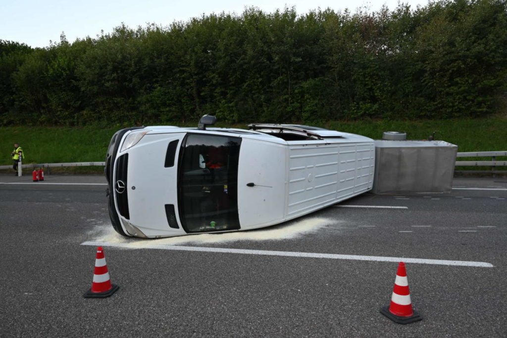 Oberbüren: Unfall auf A1 mit 5 Verletzten - Kleinbusfahrer eingeschlafen