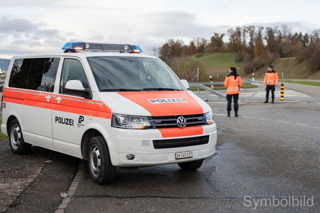 Seuzach (A1) und Laufen-Uhwiesen (A4): 7 Cars und deren Chauffeure kontrolliert