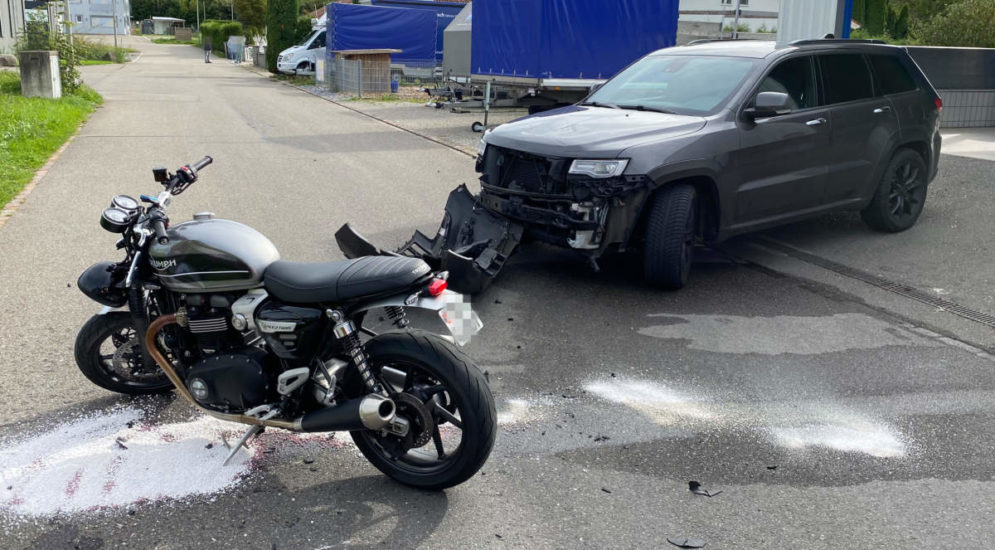 Sirnach TG: Motorradfahrer übersehen: Unfall