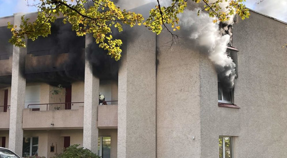 Schwerverletzte nach Brand in Hinwil