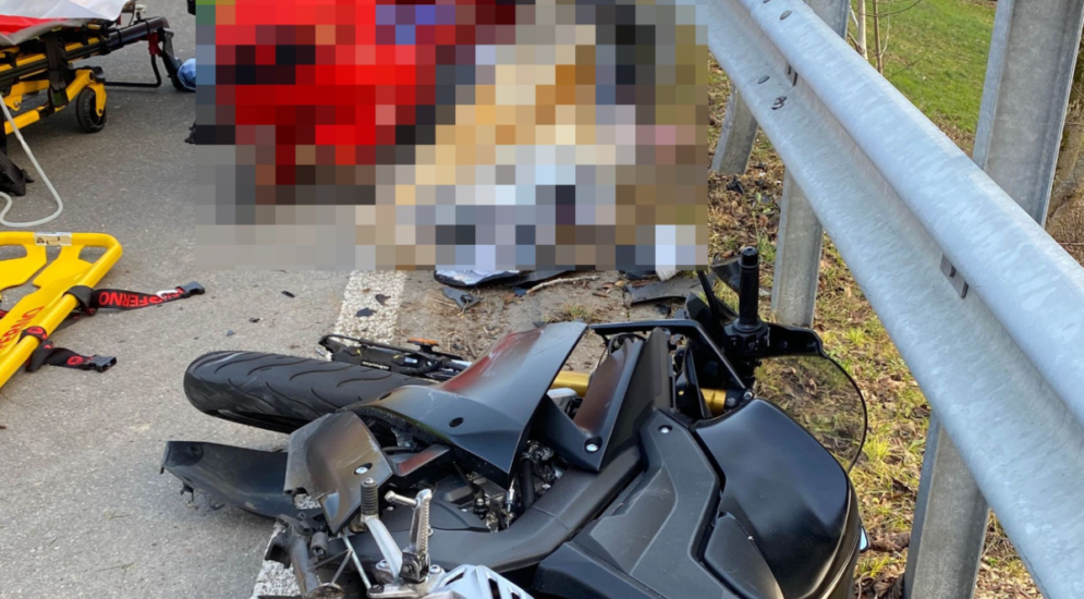 Kienberg: 17-jähriger bei Unfall mit Motorrad schwer verletzt