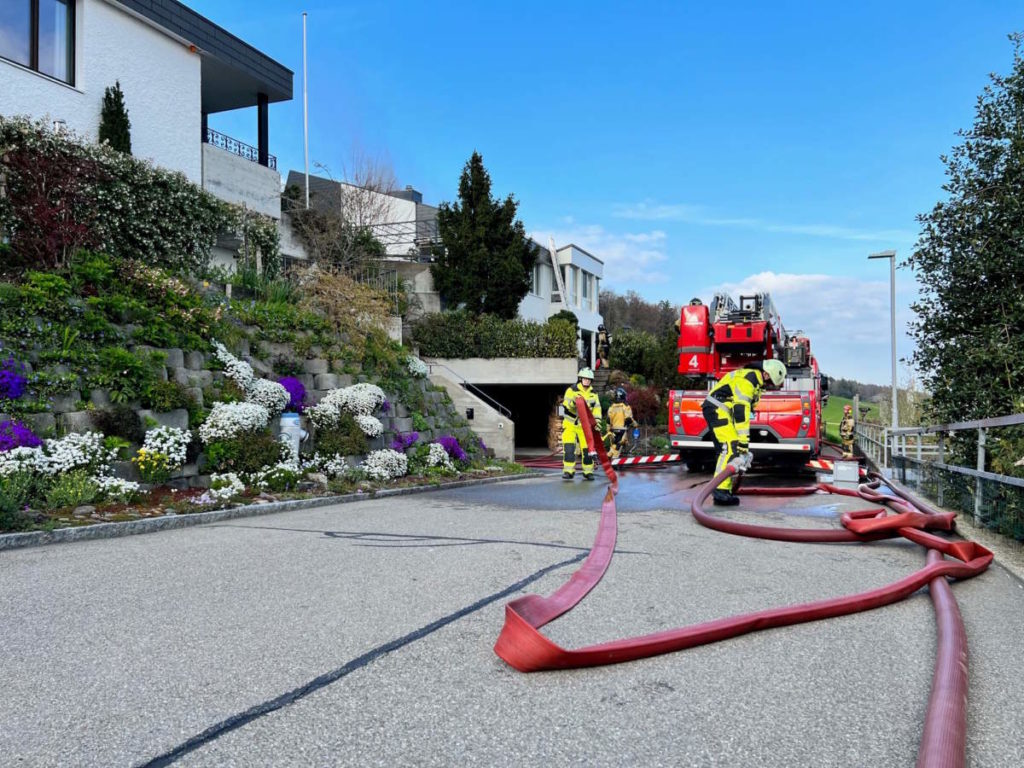 Brand in Wil SG - Aufwändige Löscharbeiten