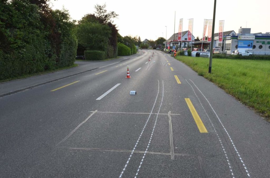 Otelfingen ZH: Junglenker nach Unfall verhaftet