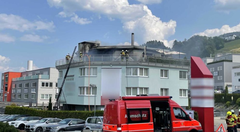 Feusisberg SZ: Brandausbruch An Der Firststrasse