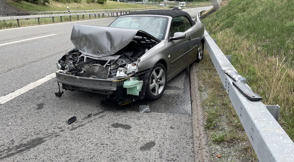 Chur: Auto schleudert bei Unfall mehrfach über A13