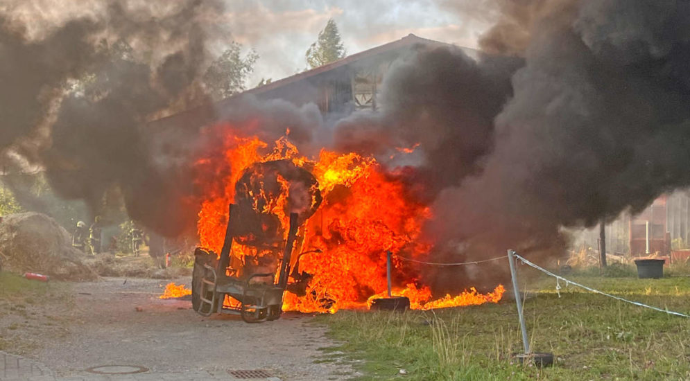 Mettlen TG: Traktor in Vollbrand