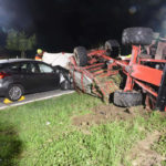 Unfall in Oberdorf NW: Lenker unter Landwirtschaftsfahrzeug eingeklemmt