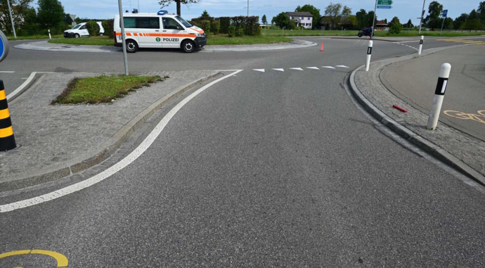 Gossau: Motorradfahrer (20) nach Unfall mit Auto verletzt