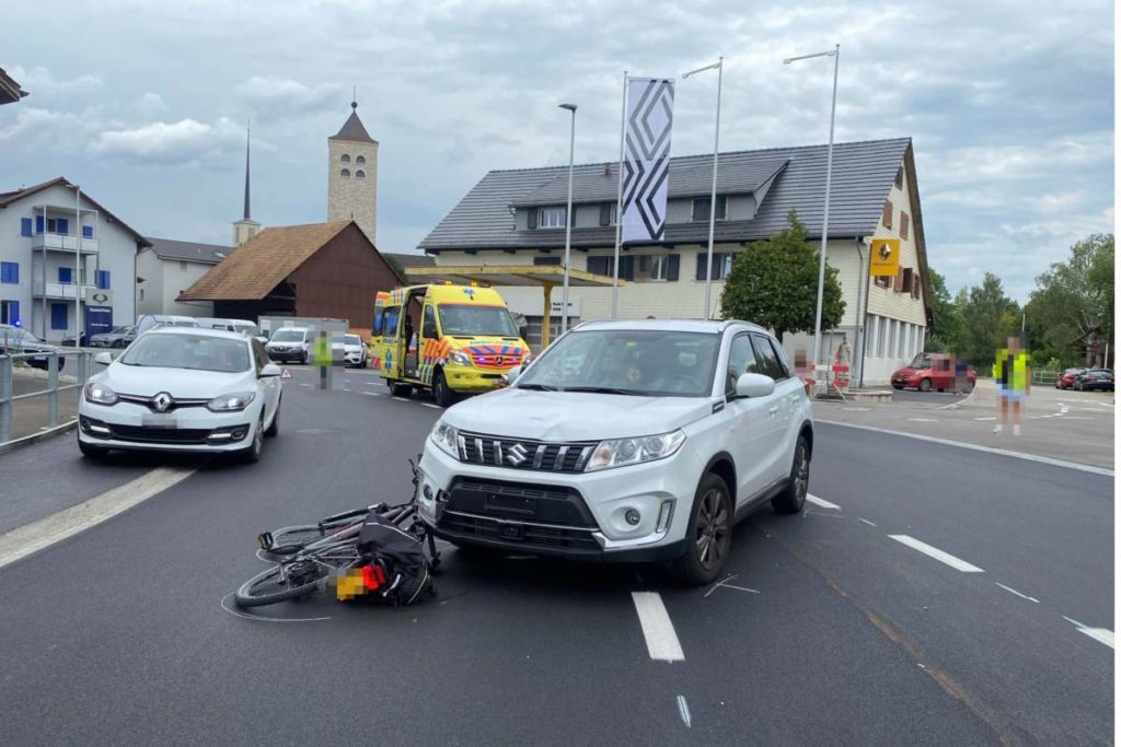 Derendingen: Automobilistin übersieht bei Unfall E-Bike-Fahrer