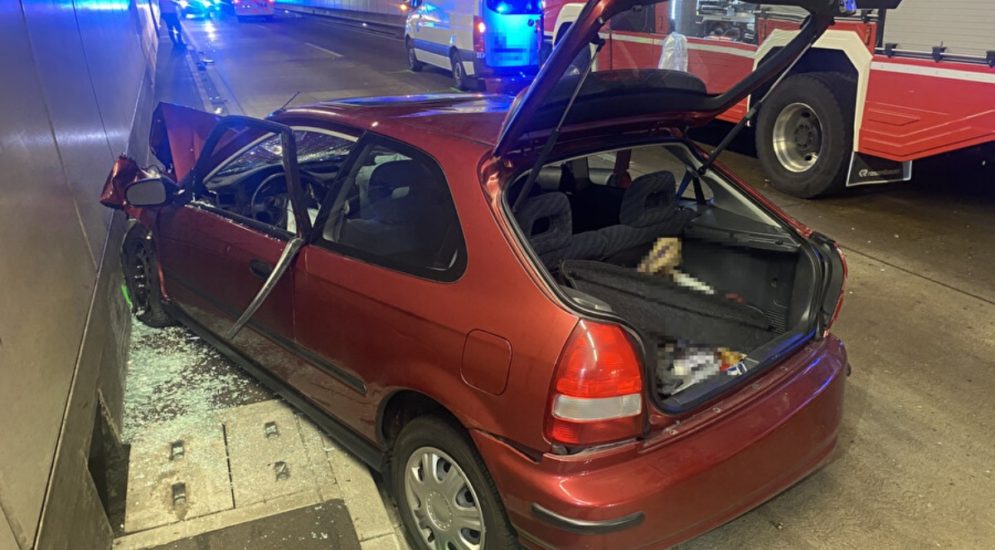 Heftiger Unfall Seelisbergtunnel UR: Lenker erheblich verletzt