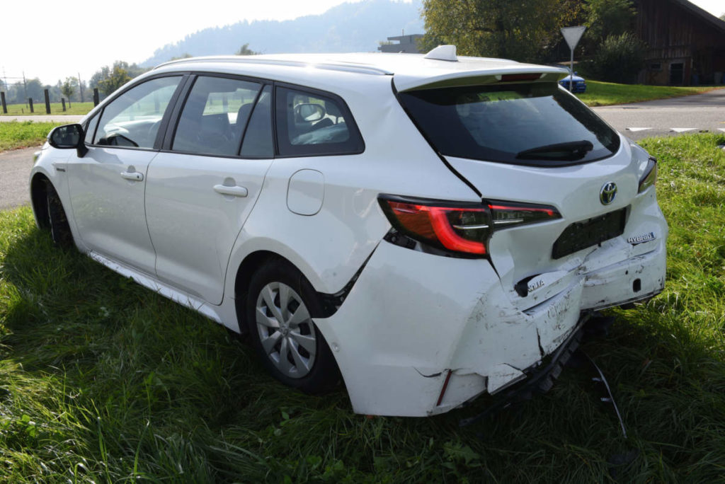 Dagmersellen LU: Massiver Unfall zwischen zwei Autos