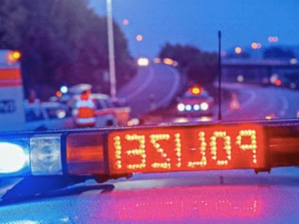 Unfall A2: San Salvatore-Tunnel, Pannenfahrzeug blockiert linke Fahrspur