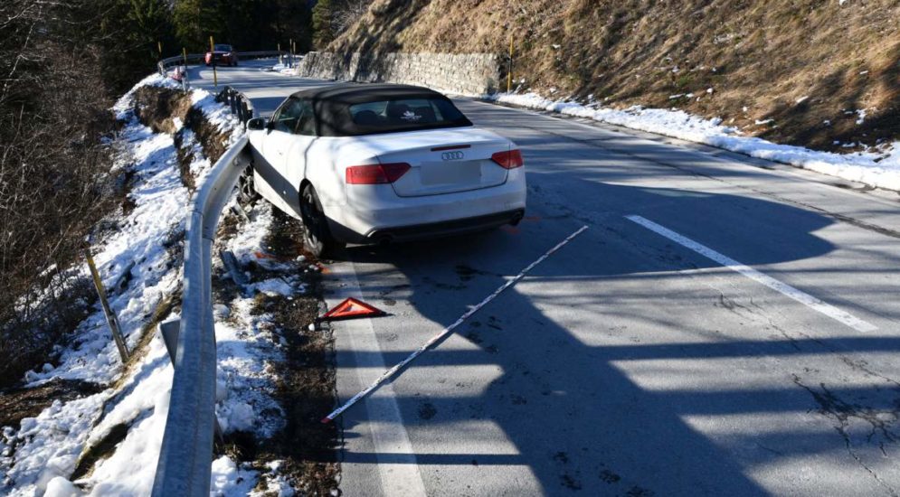 Chur GR: Selbstunfall verursacht Totalschaden am Fahrzeug