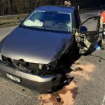Unfall Liesberg BL: Peugeot-Lenker schwer verletzt von REGA ins Spital geflogen