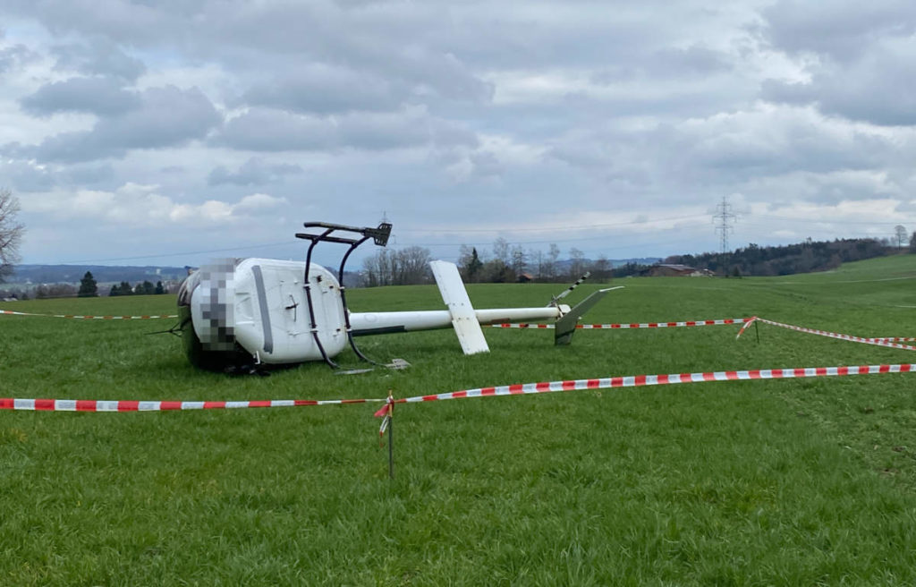 Flugunfall in Rothenhausen TG: Helikopter mit Flugschüler verunglückt