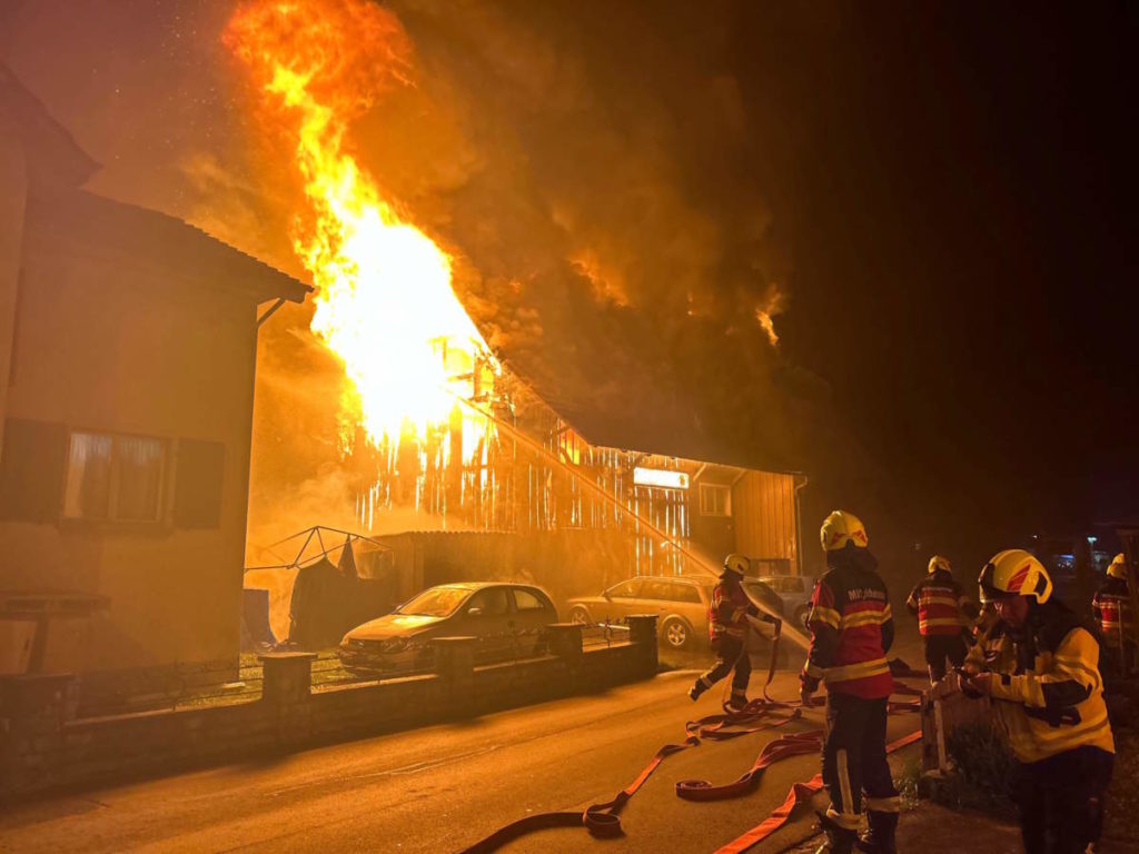 Diepoldsau SG: Brand in Einfamilienhaus - Bewohner verletzt