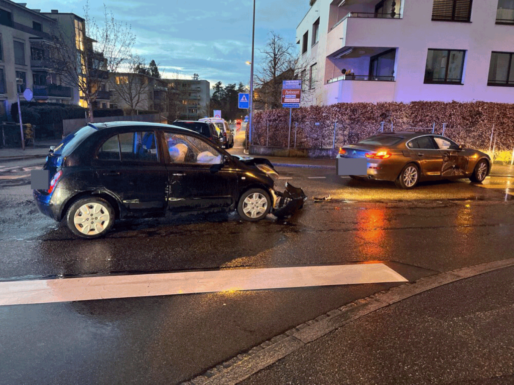 Rheinfelden AG: Stopp-Signal bei Unfall missachtet - Anzeige!