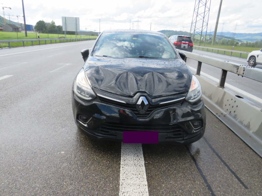 Unfall in Bilten GL: Bremsung auf A3 zu spät bemerkt