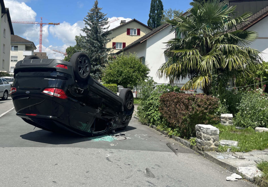 Unfälle in Kriens LU: Zwei Kollisionen, zwei verletzte Personen