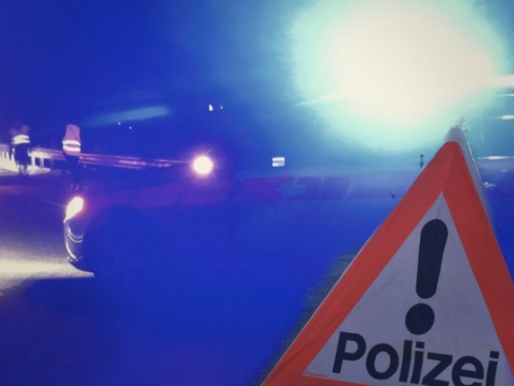 Verkehrsbehinderung auf A1 zwischen Stegen und Matzingen