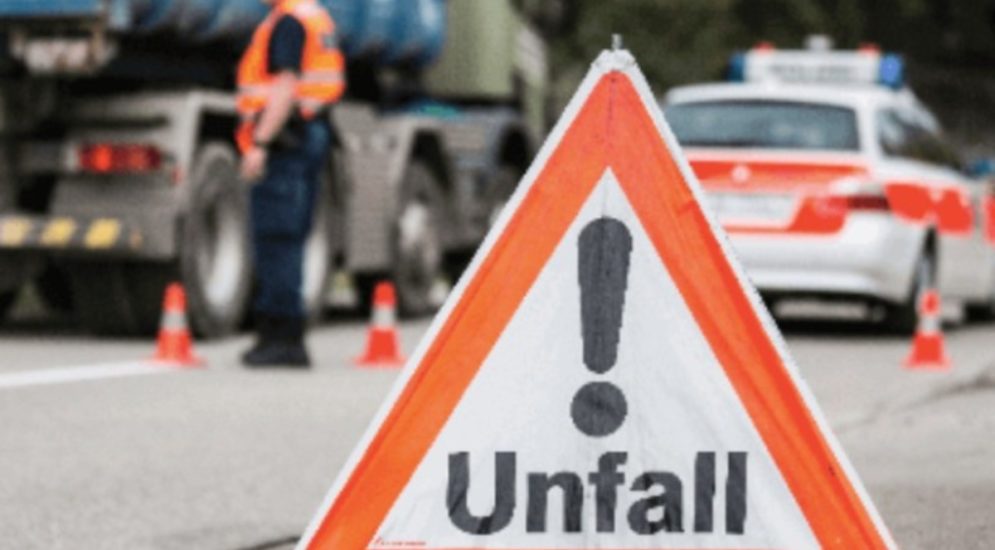 Stau nach Unfall im Islabella Tunnel auf A13 bei Chur