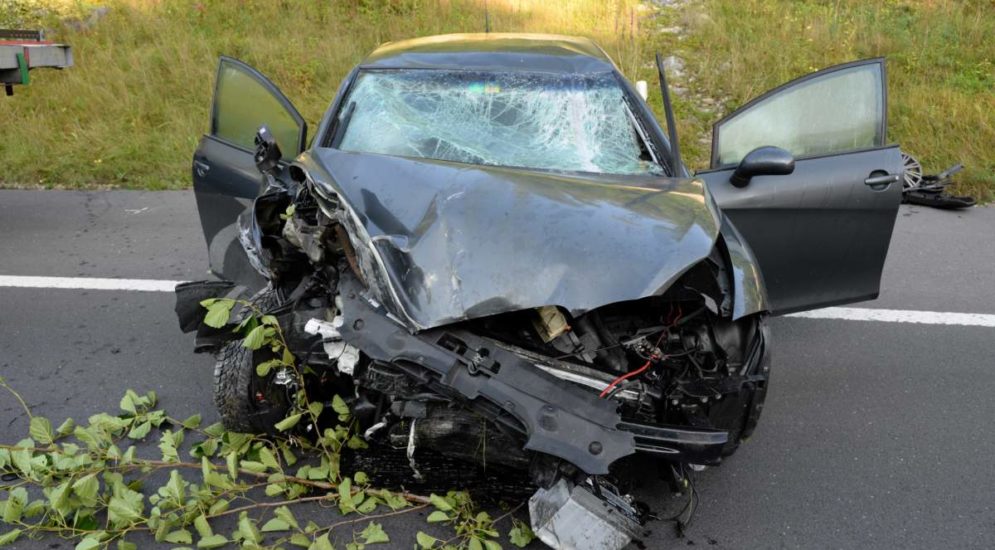 Thielle NE: Schwerer Unfall mit gestohlenem Fahrzeug