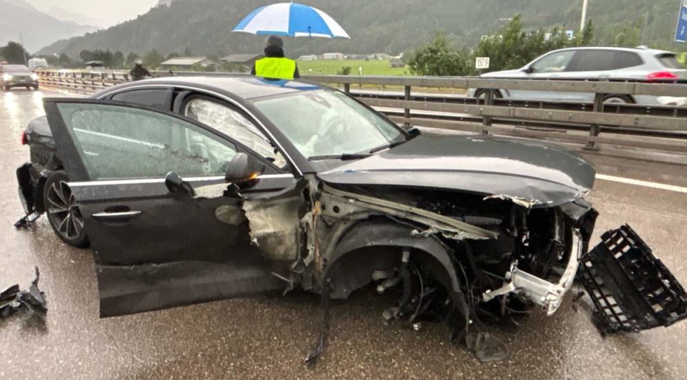 Niederurnen GL: Bremse und Gaspedal bei Unfall verwechselt