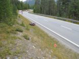 Pontresina GR: Motorradlenker gerät bei Unfall in Regenrinne