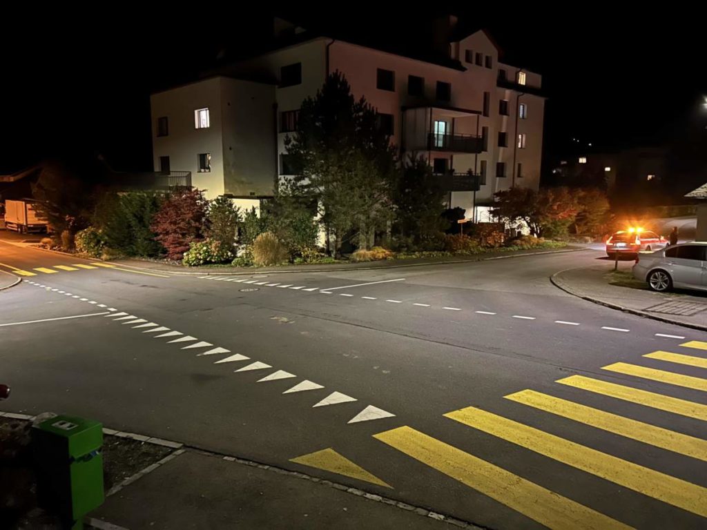 Brunnen (SZ): Unfall mit Fahrerflucht – Fahrradfahrerin verletzt