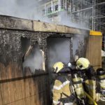 Feuerwehreinsatz in Oberwil (BL) durch Brand eines Baustellencontainers