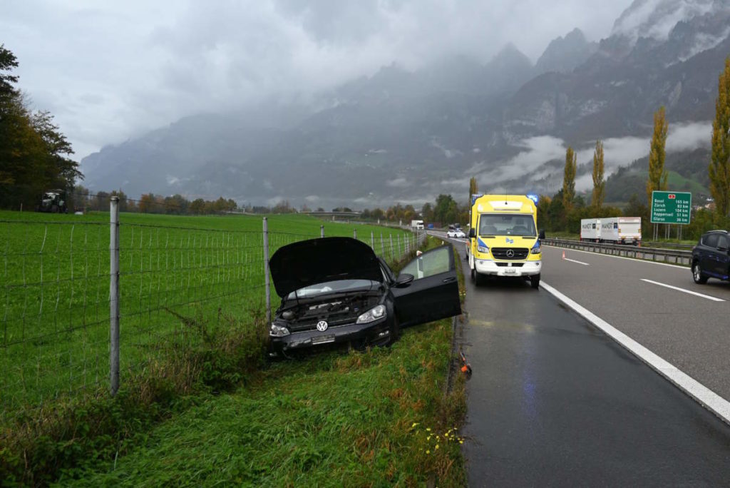 A3 Tscherlach SG: Unfall endet mit 15'000 Franken Sachschaden