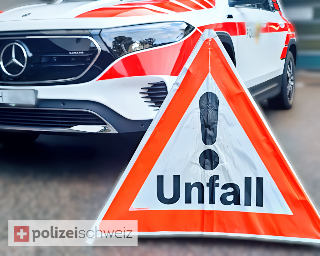 Unfall im Kreisverkehr in Amriswil (TG): Rollerfahrer ins Spital gebracht