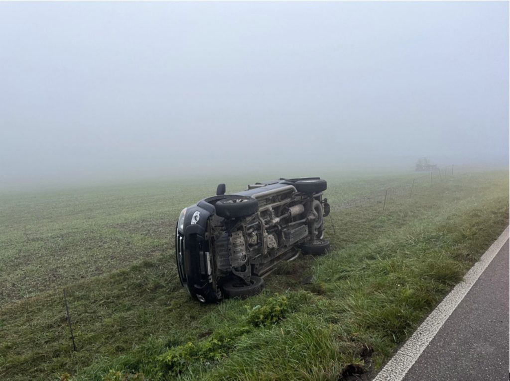 Autofahrer gerät bei Unfall in Siblingen (SH) ins Schleudern