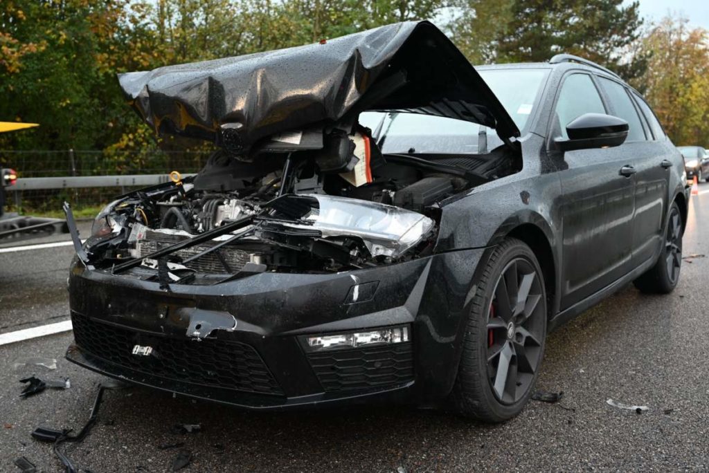 Züberwangen SG: Unfall mit vier Fahrzeugen auf der A1