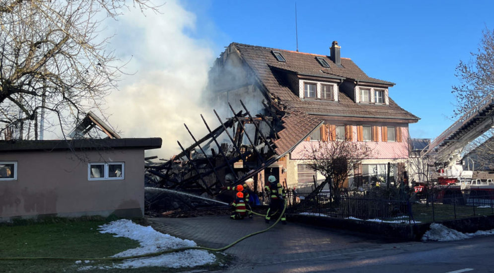 Tuttwil TG: Scheunenbrand verursacht hohen Sachschaden