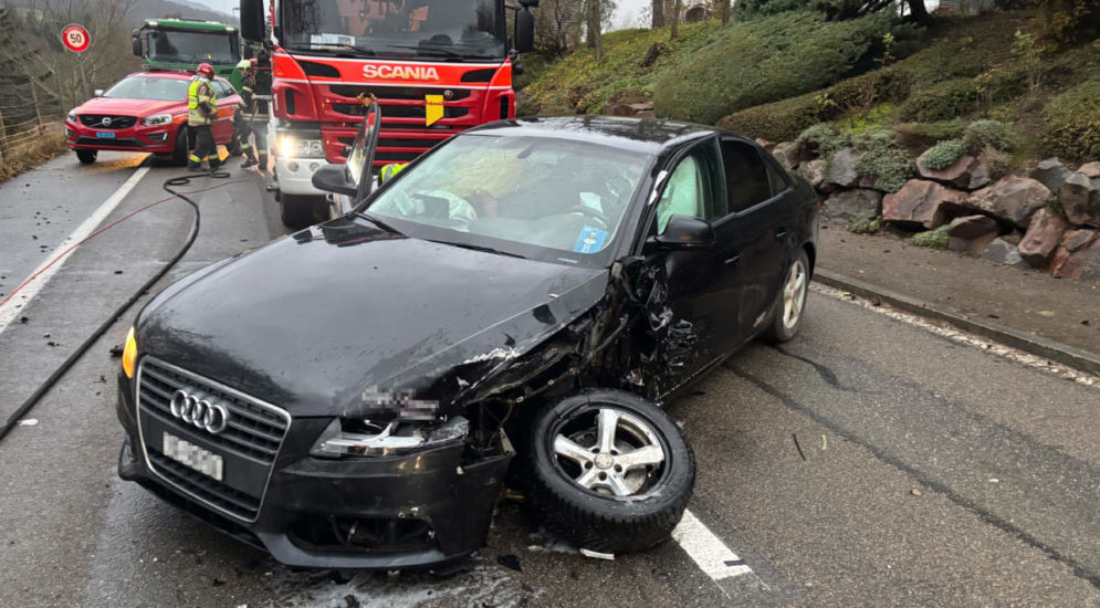 Unfall Steckborn TG: Stundenlange Sperrung - Schwerverletzter (19)