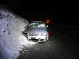 Schock Unfall in Chur GR: Baum stürzt auf fahrendes Auto