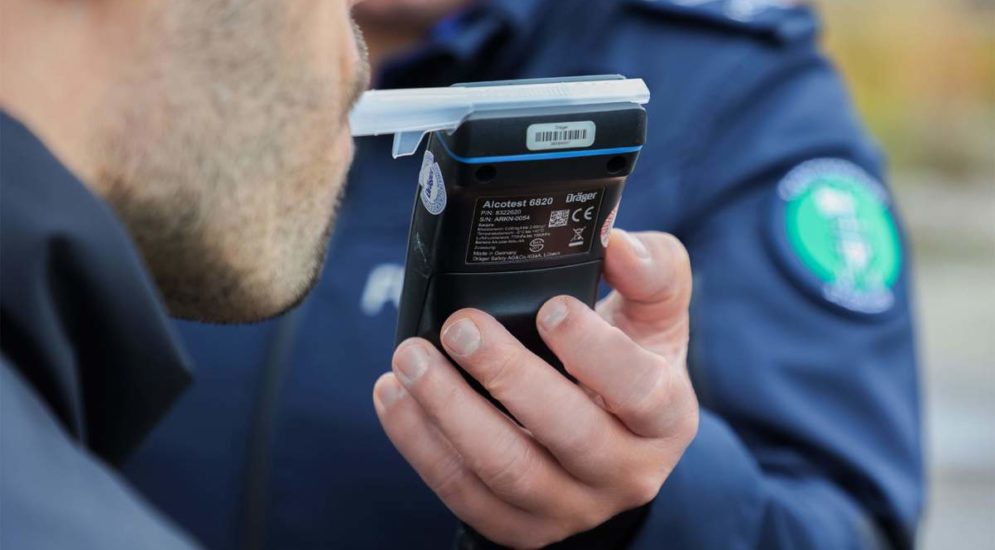 St. Peterzell (SG): Alkohol am Steuer führt zu Unfall